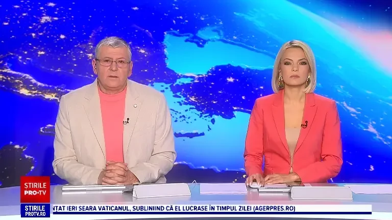 O mașină a fost lovită de tren, în Bistrița. Șoferul nu a oprit la trecere