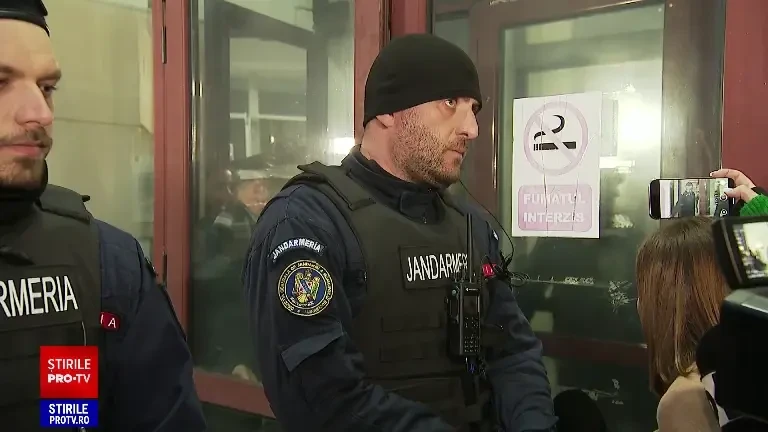 Călin Georgescu a fost pus sub control judiciar, după ce a fost audiat mai multe ore la Parchetul General