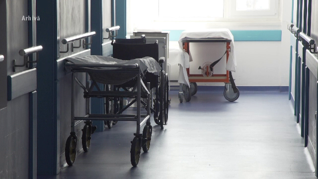 O familie a aflat că ruda lor internată la Spitalul Judeţean Sibiu a murit, însă aceasta trăieşte. Reacția conducerii