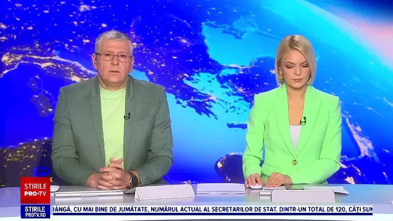 Autospecială ISU, răsturnată în Maramureș. Un pompier a fost rănit după o manevră bruscă