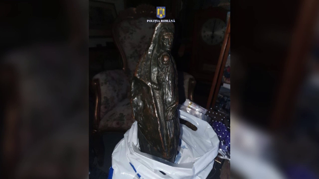 Opera de artă „Țărancă cu copil”, furată dintr-un muzeu francez acum 8 ani, a fost descoperită în Constanța. Ce valoare are