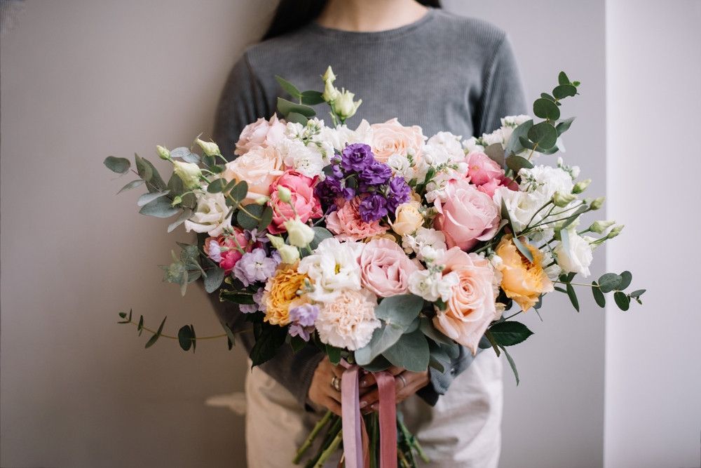 Analiză: Românii vor cumpăra flori de peste 32,5 milioane de euro, în perioada 1 - 8 martie