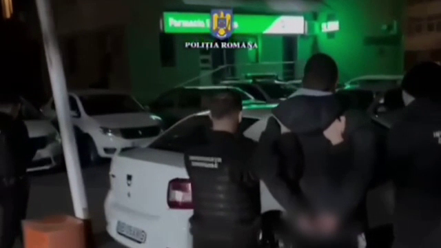 Săli de jocuri jefuite în Bârlad și Alba Iulia. Tâlharii au fost suprinși de camerele de supraveghere