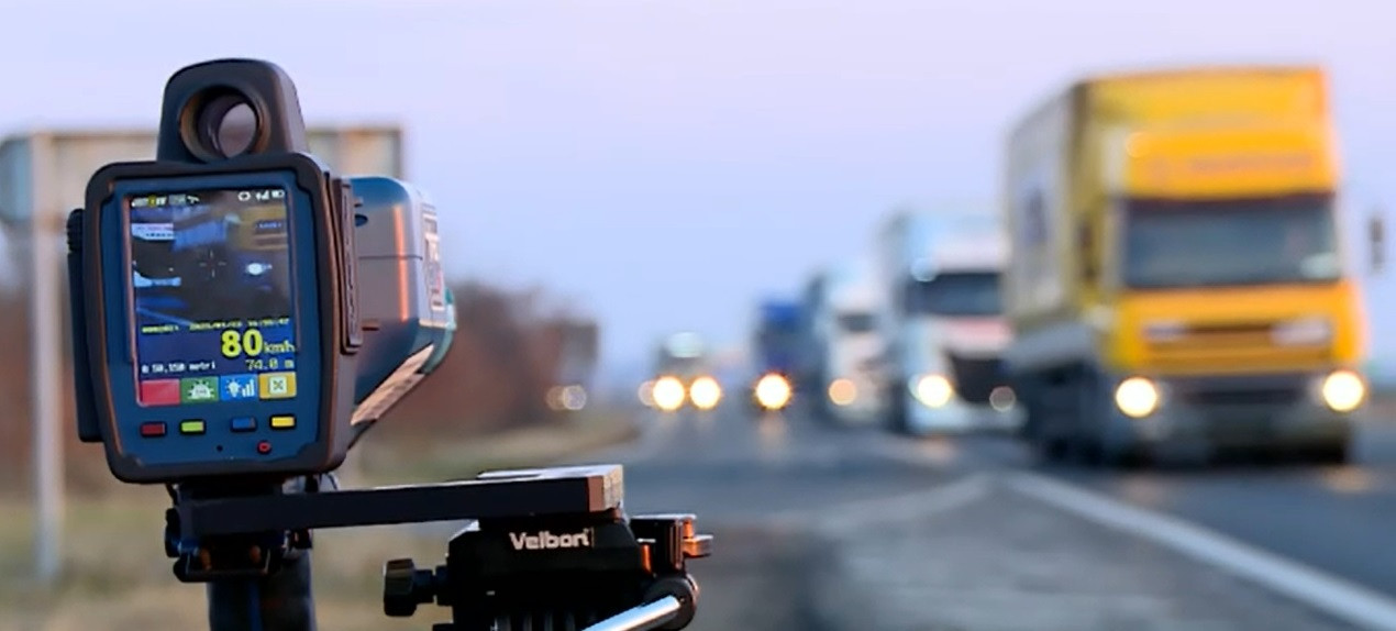 Cum funcționează noile radare inteligente și ce trebuie să știe șoferii. Poliția pregătește 700 de dispozitive mobile