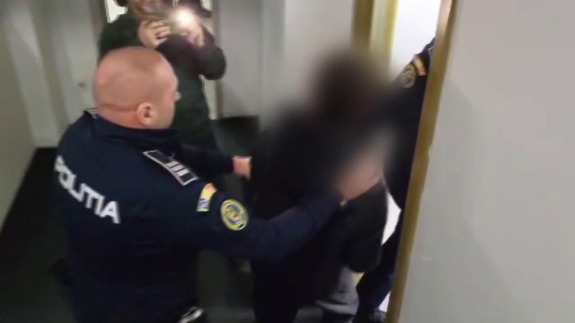 Elevul român acuzat de FBI de terorism face parte dintr-o rețea globală care vrea să prăbușească ordinea mondială