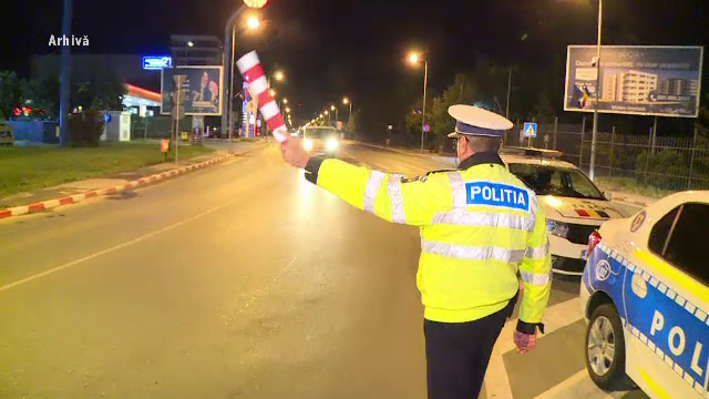Un polițist din Bihor aflat în timpul liber a fost prins băut la volan. Nu a oprit la semnalul colegilor săi