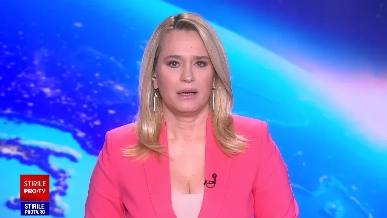 Deputații au aruncat cu grenade fumigene în Parlamentul Serbiei și s-au bătut. Un deputat e în stare critică | VIDEO