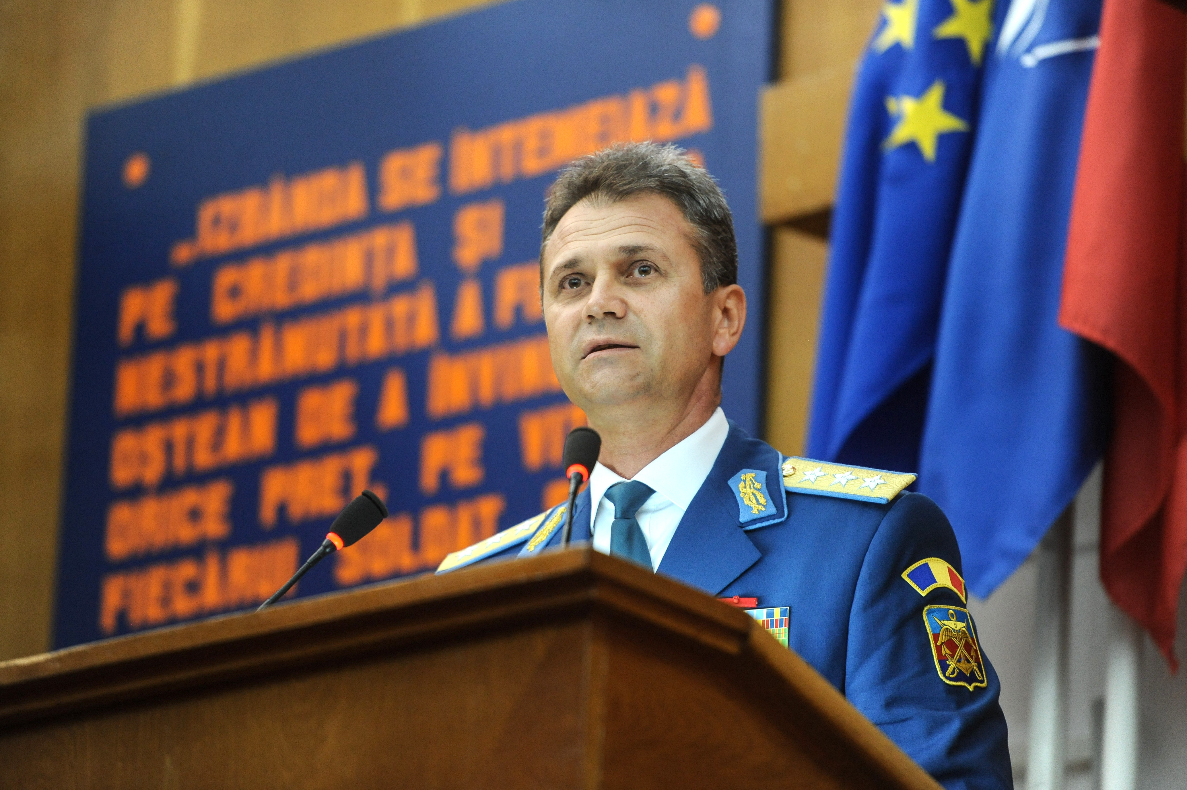 Un fost șef al Armatei Române explică de ce cad pradă unii militari propagandei lui Georgescu. Riscul unei lovituri de stat