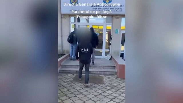 Milionar din Bihor, acuzat de șpăgi către angajații supermarketurilor ca să-și promoveze marfa de o calitate inferioară