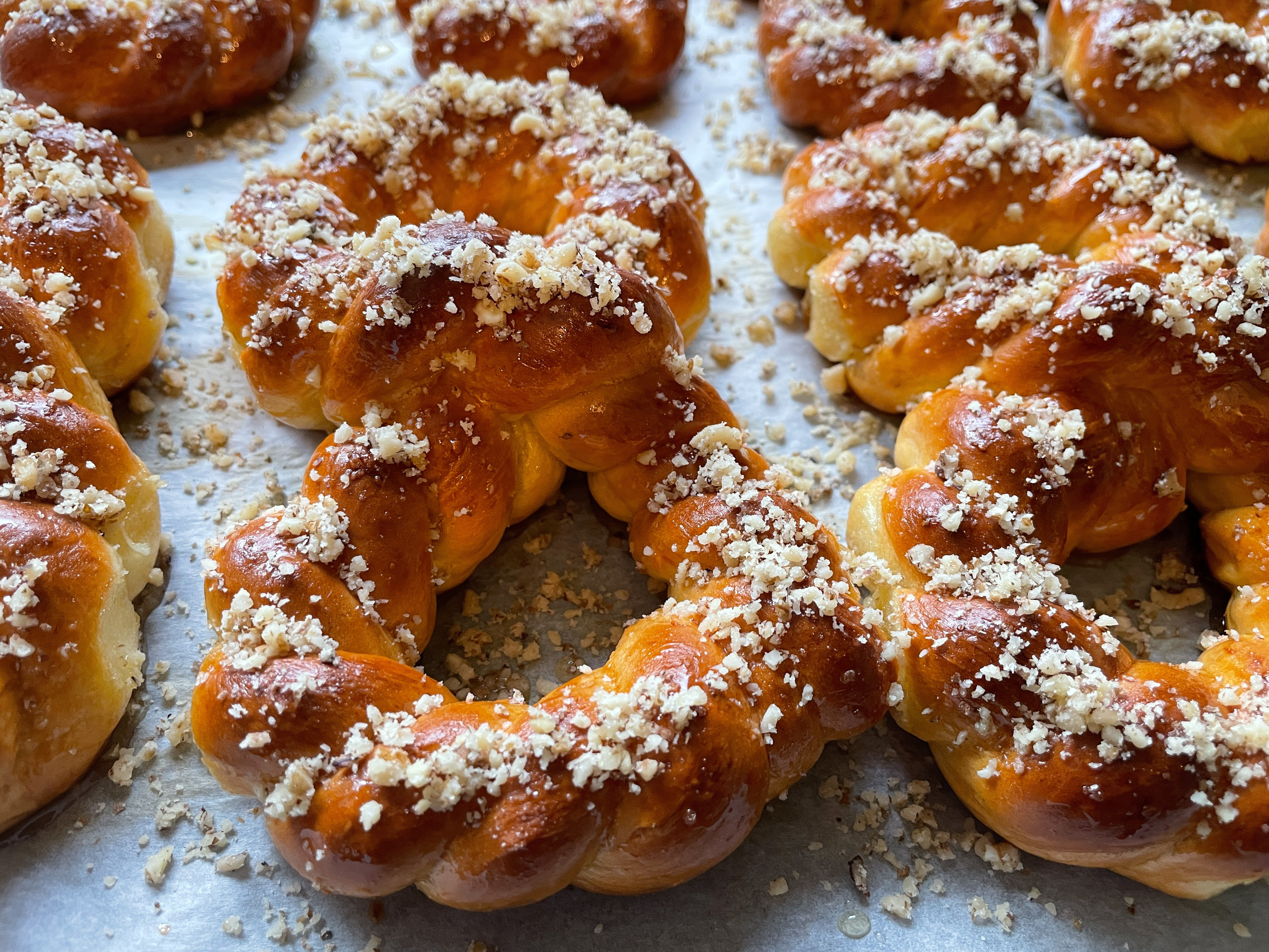 Mucenici moldovenești însiropați – rețeta care nu dă greș. Care e secretul să îți iasă pufoși