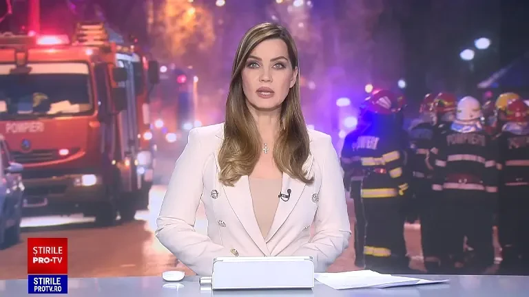 Incendiu într-un bloc din Sibiu. Pericol extrem când geamurile sparte au căzut de la etajul nouă