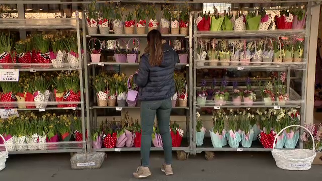 Florăriile se laudă cu vânzări record de 8 Martie: „Oamenii au cumpărat de vineri, vor veni mâine și chiar și luni”