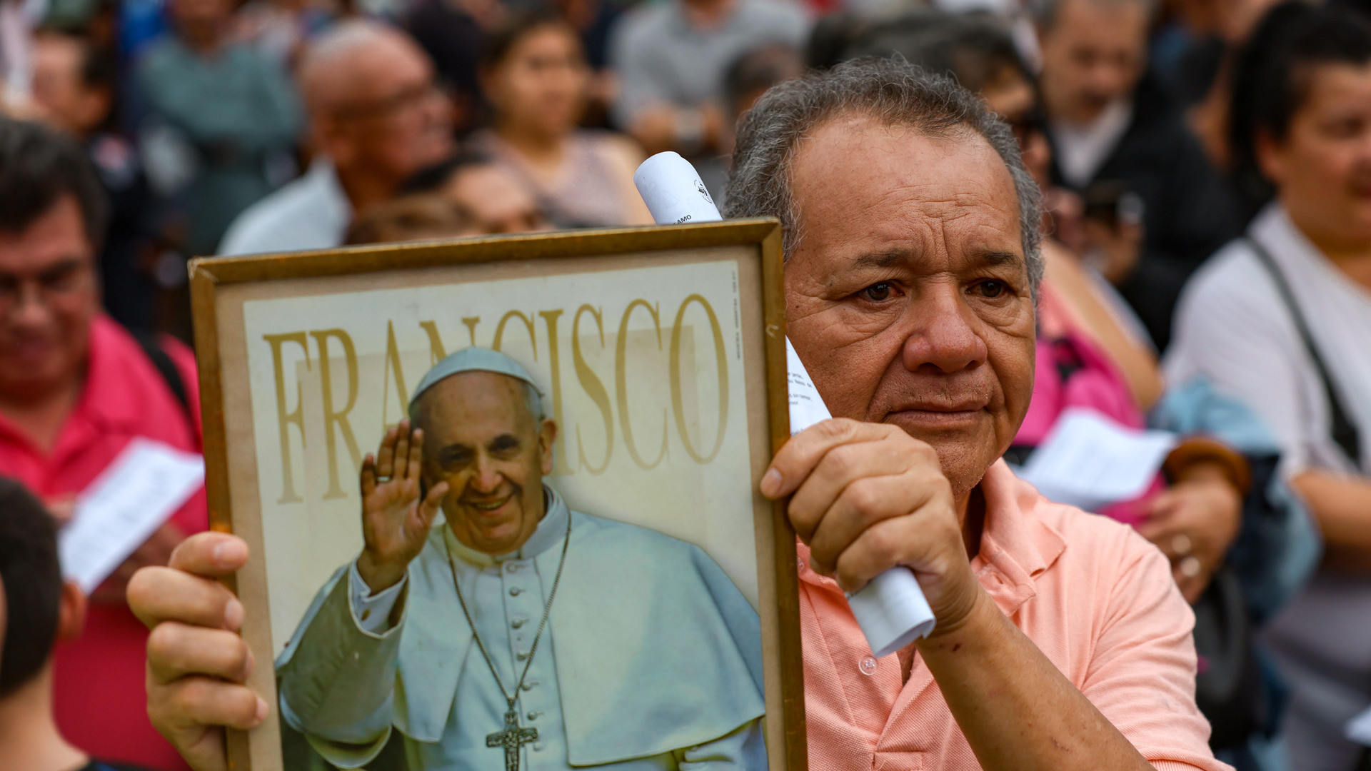 Papa Francisc „răspunde bine la tratament”, anunță Vaticanul. Starea Suveranului Pontif a fost stabilă în ultimele zile