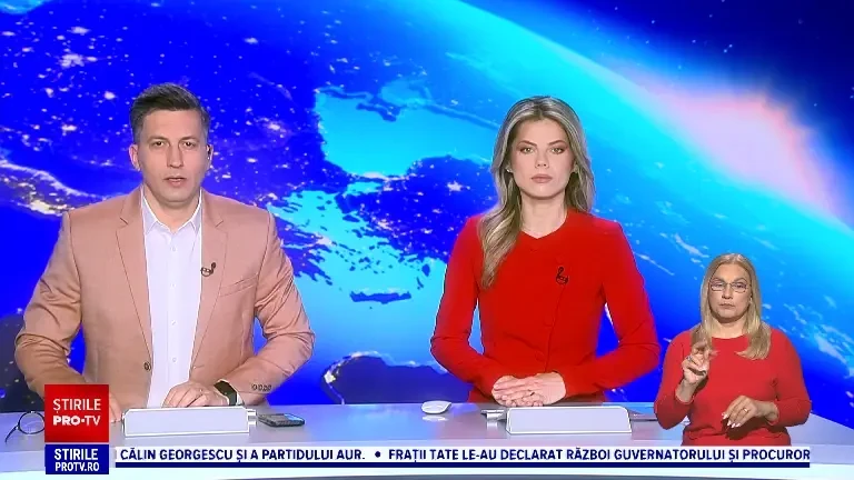 Un tânăr filmat cu doi pui de urs în brațe s-a ales cu dosar penal. Este cercetat pentru braconaj