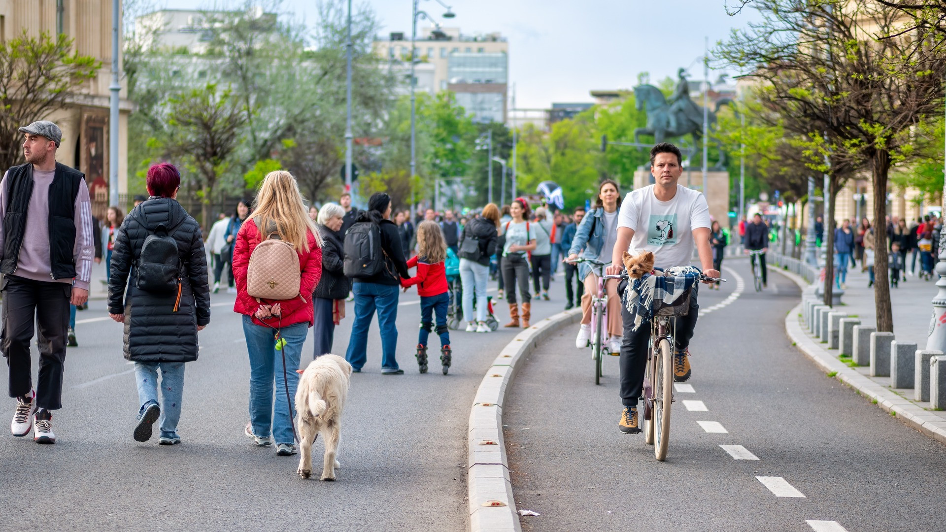 Vremea azi, 9 martie. Zi însorită și maxime record de până la 22 de grade în vestul țării