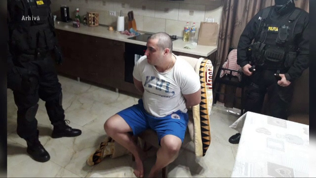 Pedeapsa primită de bărbatul care a lovit un polițist în cap cu o sabie. Trebuie să plătească și daune morale