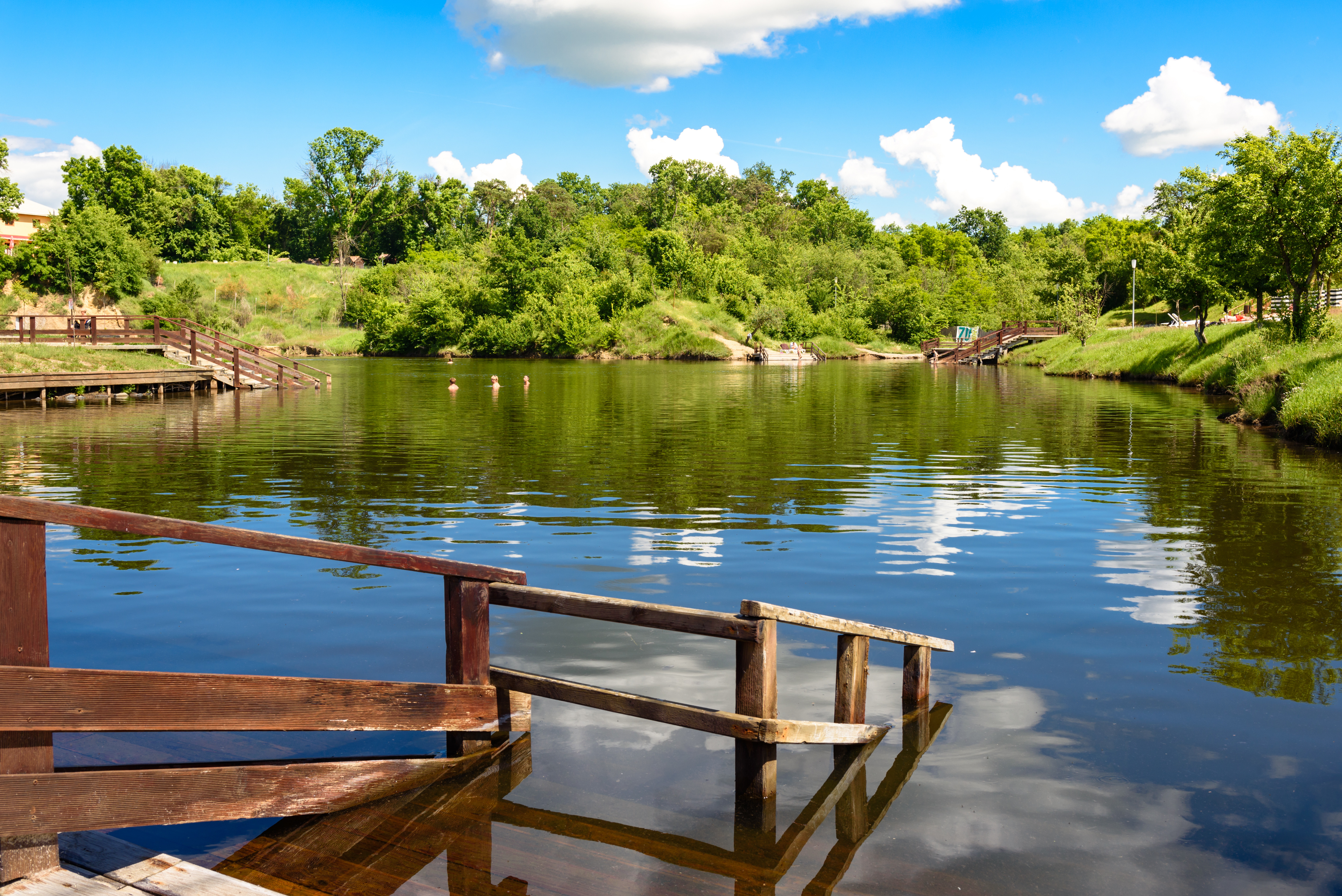 Salina Ocna Sibiului – ce poți face în stațiune și cum ajungi aici. De ce aleg turiștii această destinație de tratament