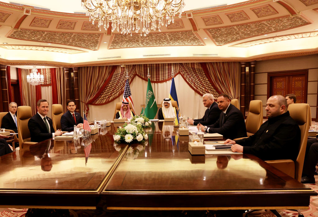 SUA și Rusia, anunț comun în privința negocierilor purtate la Riad. Discuțiile privind războiul din Ucraina s-au încheiat