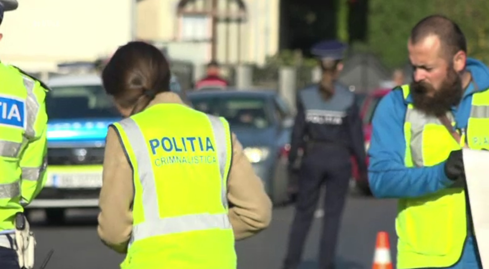 Un copil de 9 ani, rănit la locul de joacă. Un tobogan s-a dezumflat în Eforie