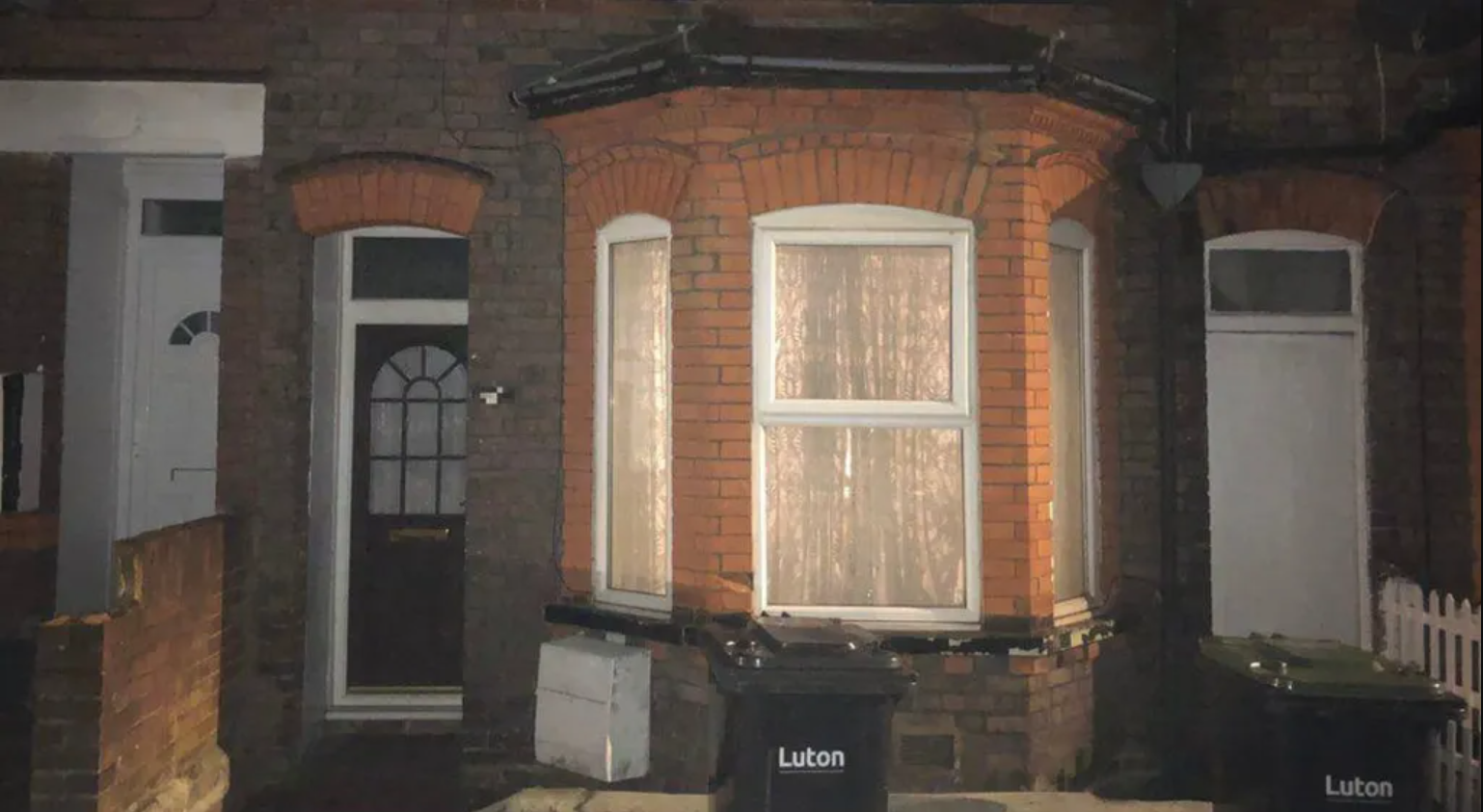 Un bărbat din Marea Britanie a aflat că i-a fost vândută casa fără știrea lui. Când a ajuns la locuință a avut o surpriză