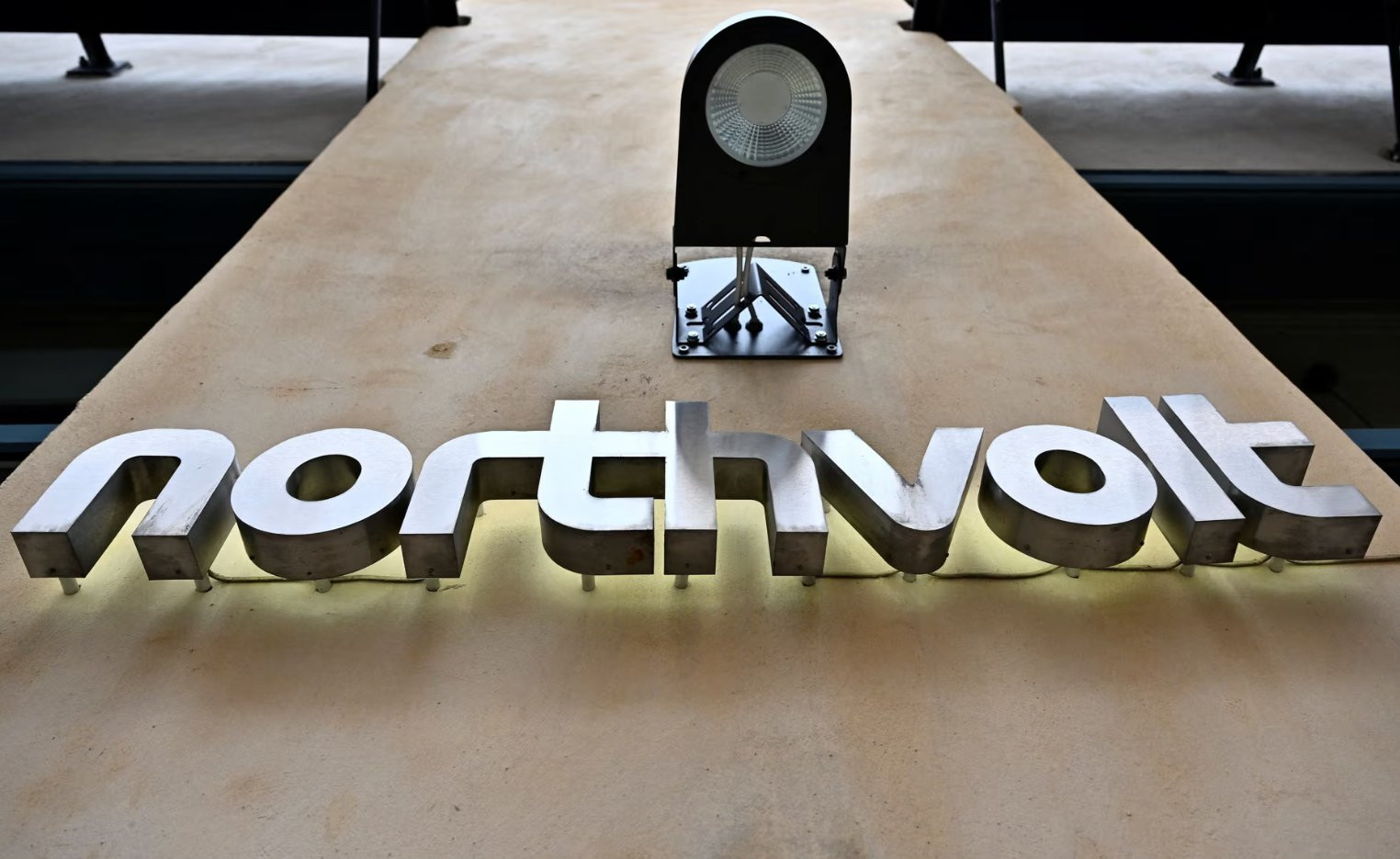 Europa se confruntă cu o catastrofă în industria bateriilor, după falimentul unui gigant suedez