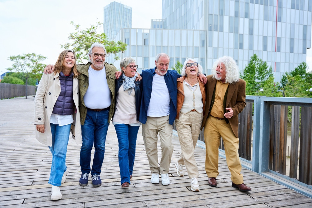 Eurostat: Europenii trăiesc mai mult ca niciodată. Speranța de viață în UE a atins un record în 2023