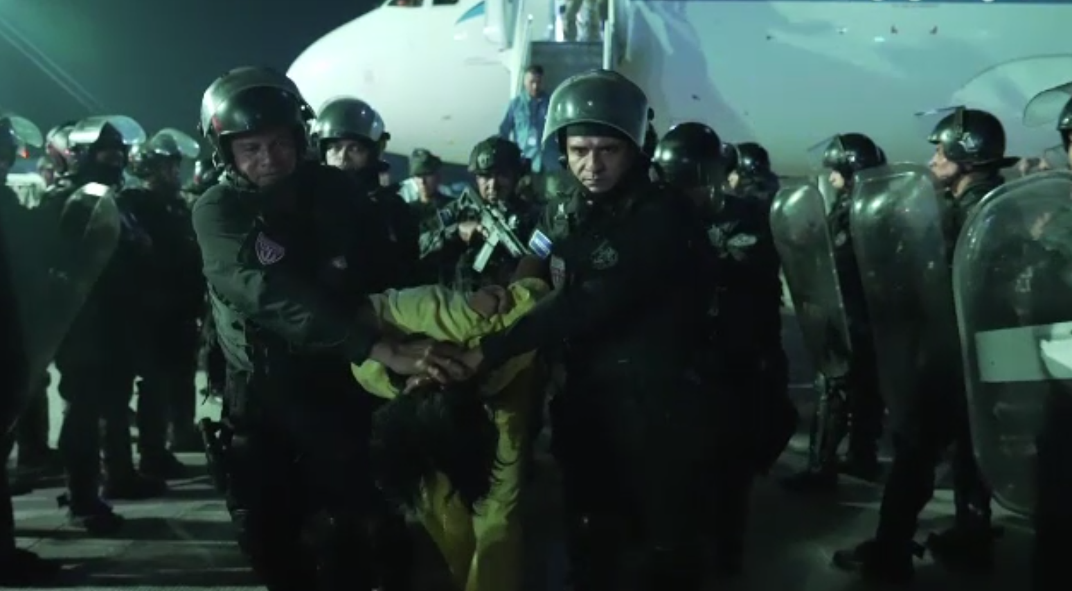 Statele Unite au deportat peste două sute de cetățeni din Venezuela. Erau bănuiți că fac parte dintr-o bandă criminală