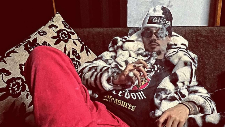 Rapperul Jianu, prins de polițiști cu droguri. Ce s-a descoperit în taxiul în care se afla