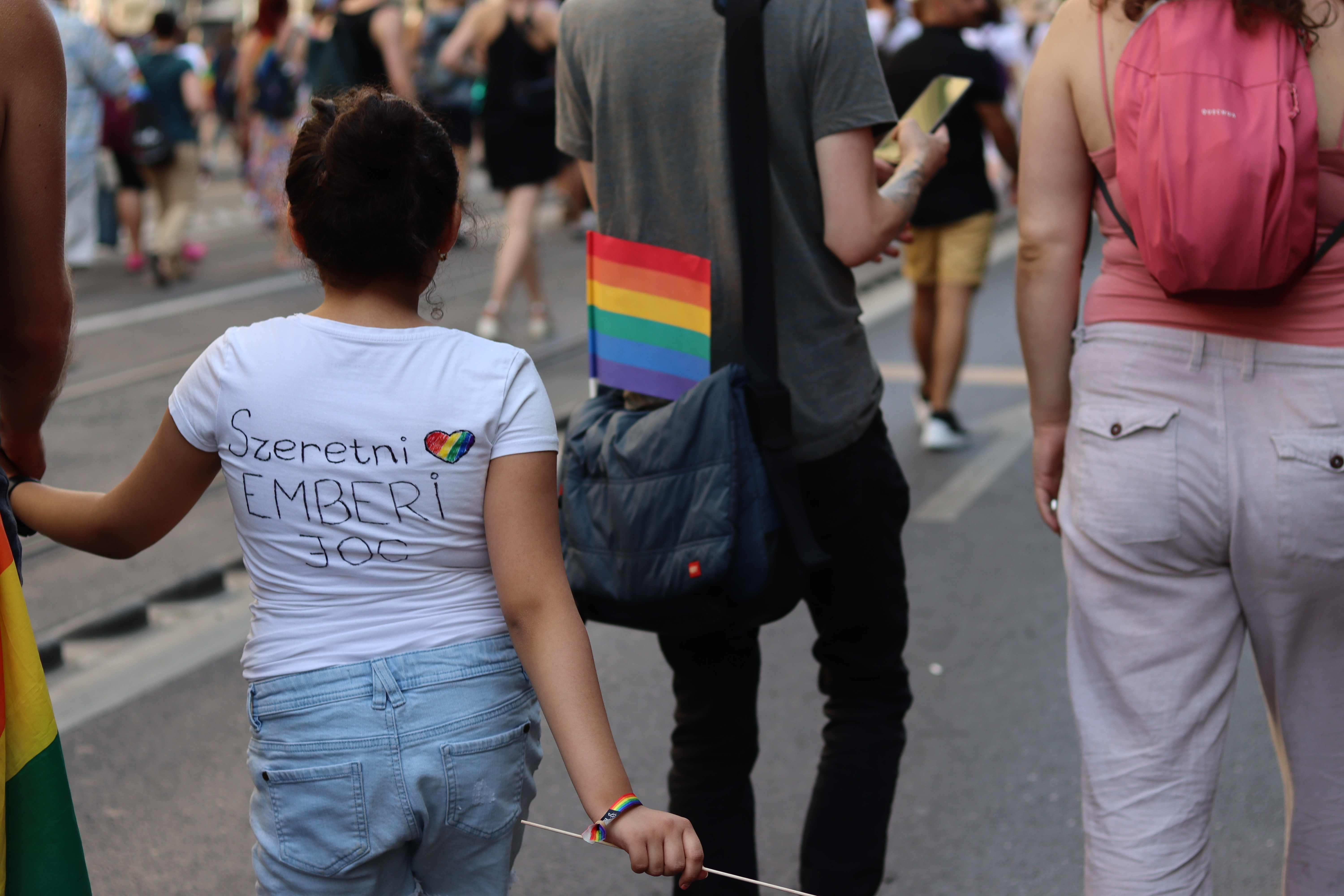 Partidul lui Viktor Orban cere interzicerea paradei gay din Budapesta pentru a-i proteja pe minori de pedofili