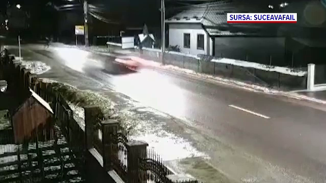 Pieton ucis de o mașină, după ce a traversat prin loc nepermis, în Suceava. De ce ar fi și șoferul de vină