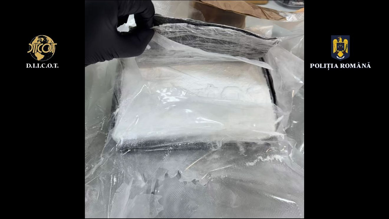 Metodă ingenioasă folosită de traficanți pentru a aduce droguri în București. Ce au făcut, bănuind că sunt urmăriți