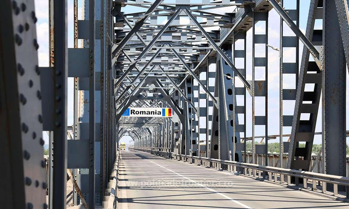 Circulaţia rutieră pe podul Ruse-Giurgiu va fi închisă pe 27 martie, pentru executarea unor lucrări