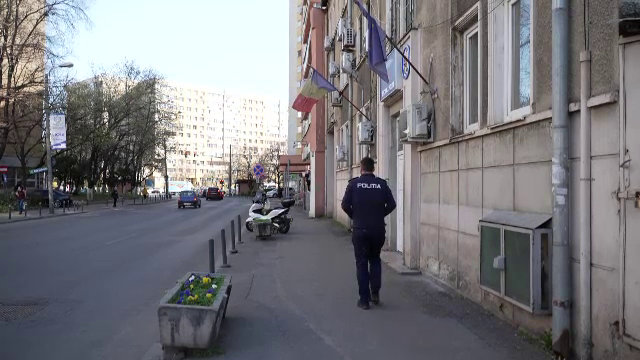 Părinții sunt revoltați după ce un elev a fost înjunghiat în fața școlii. „Educaţia părinţilor, de la părinţi pleacă”