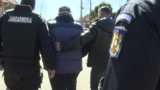 Un cetățean sirian a fost reținut la Timișoara după ce în locuința sa au fost descoperite mai multe arme