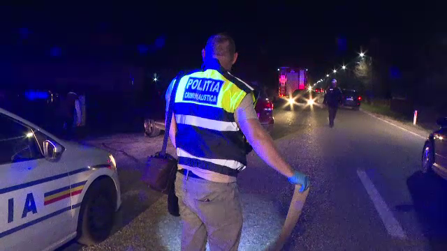 Cum arată motocicleta unui tânăr care s-a izbit de o mașină, cu peste o sută de mile pe oră. Era adusă din Anglia