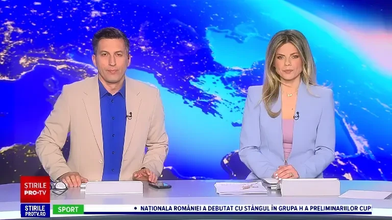 Scenă incredibilă din natură: imagini cu o caracatiță prinsă de capul unui rechin, în rol de taxi