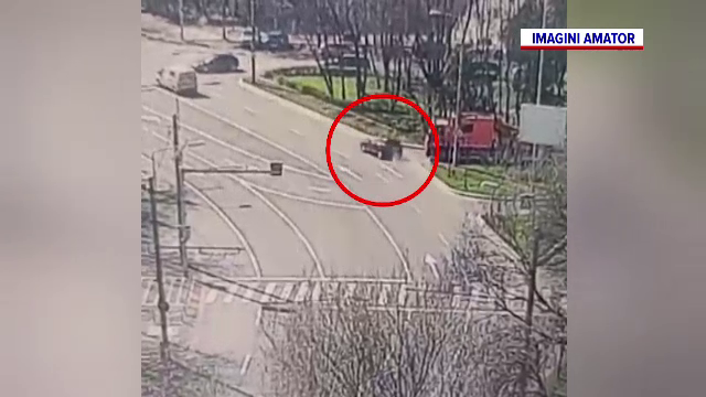 Hoțul a intrat peste proprietar în casă în timp ce se afla pe balcon. Cum l-au prins polițiștii Sectorului 3