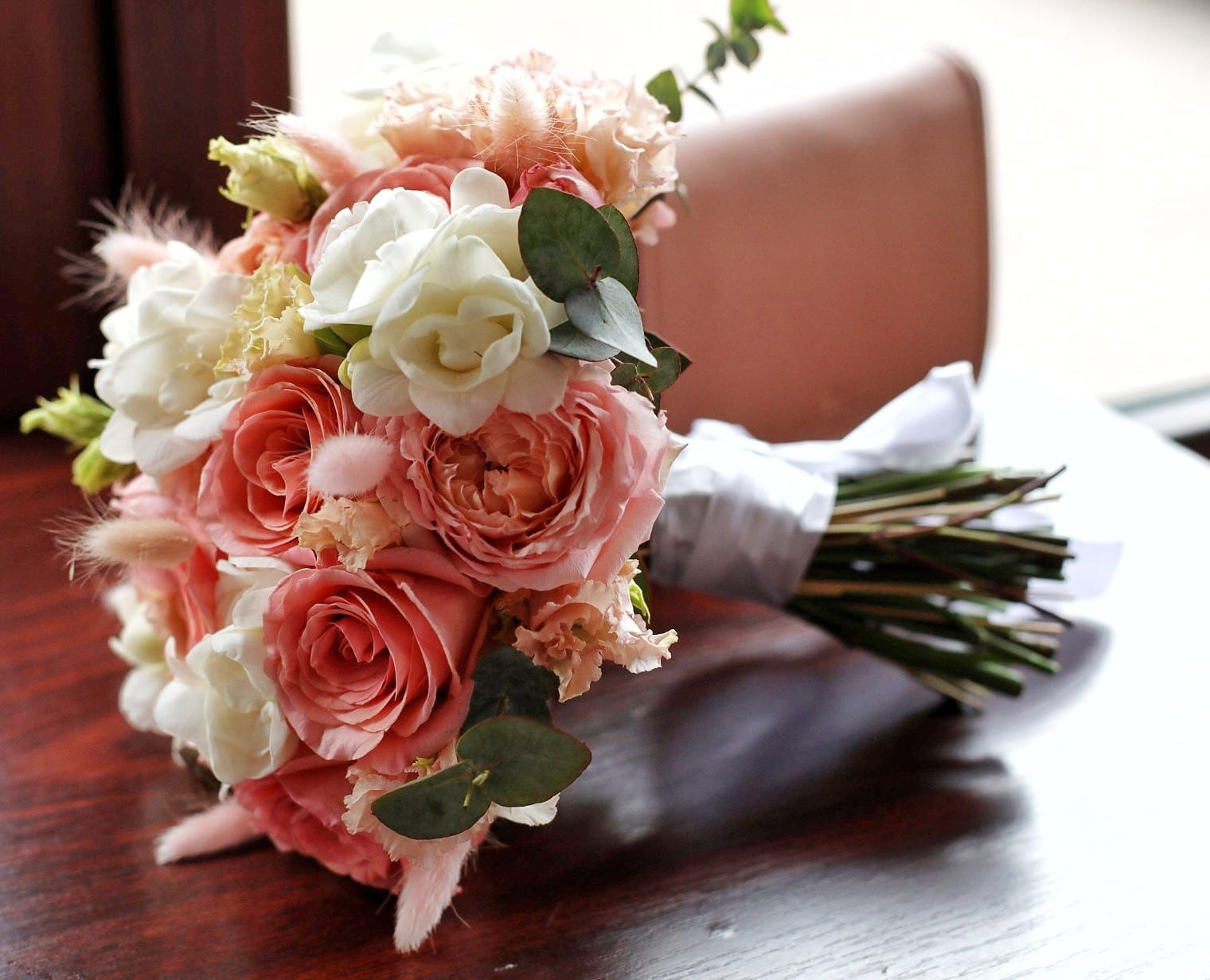 (P) Top 6 flori pentru buchetul de cununie civilă