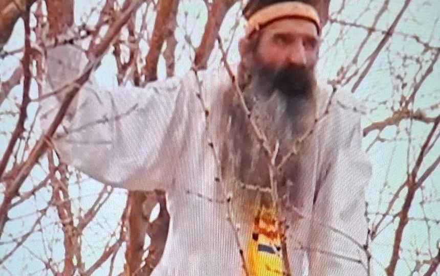 Anunț al Penitenciarului Rahova: Stegarul Dac a coborât din copac. ”Vor fi aplicate măsurile disciplinare”