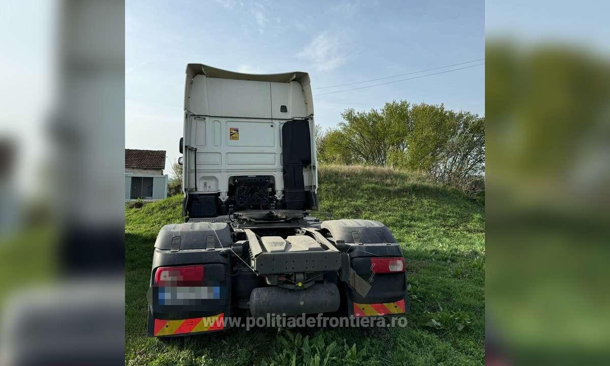 Autoturisme de peste 72.000 euro au fost confiscate în Timiș. Ce au descoperit polițiștii după controale amănunțite. FOTO