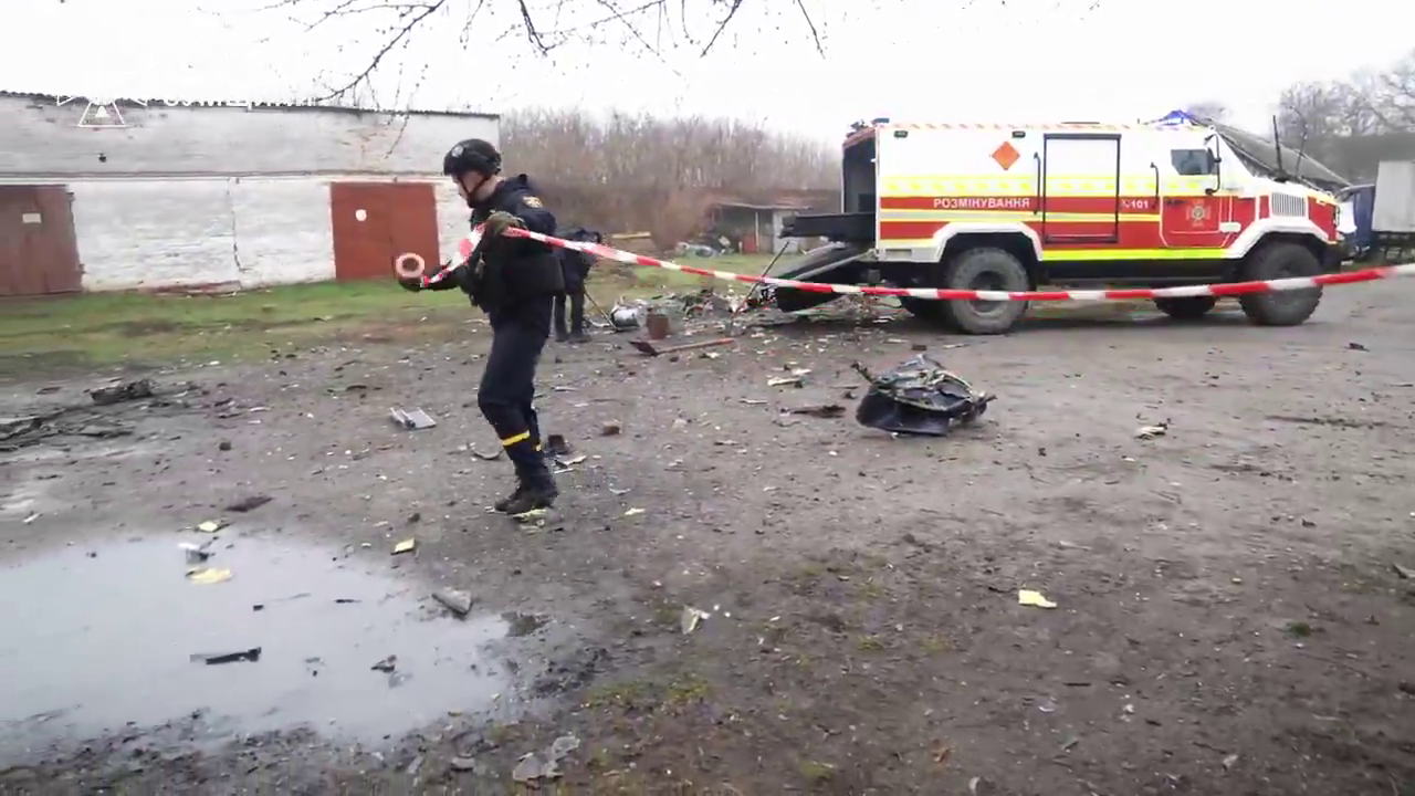 Ucraina ar fi lansat un atac ”masiv” cu drone asupra unui oraș ocupat de ruși. 7 oameni au murit, 20 au fost răniți