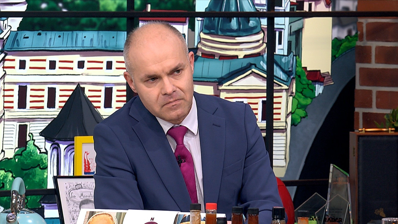 Daniel Funeriu îl provoacă pe președintele AUR: ”Mi-ar plăcea o trântă cu George Simion. Prea se dă mascul alfa”