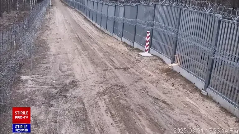 Cum a reacționat Armata poloneză după ce migranții au tăiat gardul de la granița cu Belarus și au pătruns în Polonia | VIDEO
