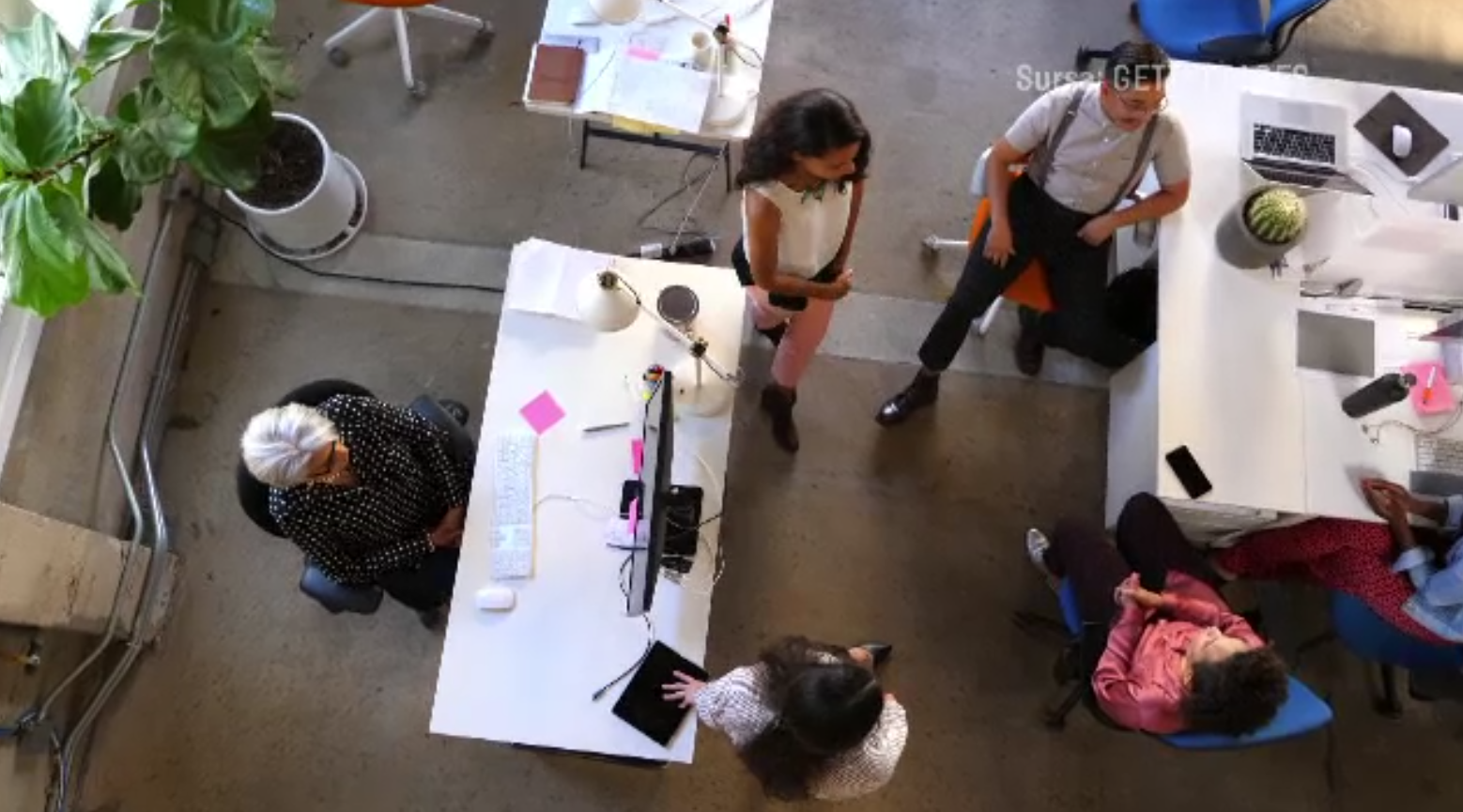 Tot mai multe firme mari din România testează programul de lucru de patru zile. Măsura vine și cu dezavantaje