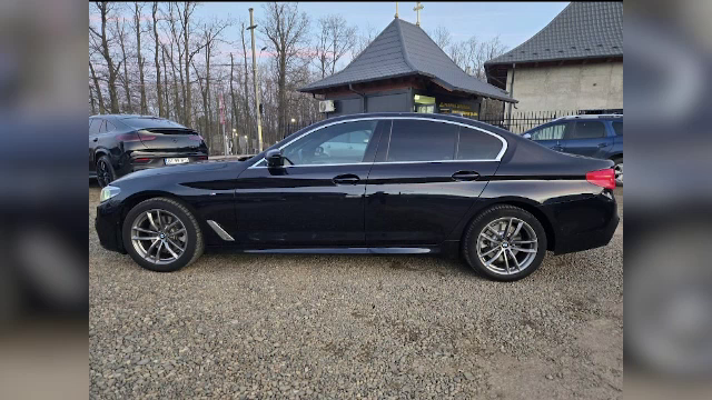 Un tânăr a închiriat o mașină de lux, plătind 10.000 lei, în Iași. După câteva zile proprietarul a făcut o descoperire șoc