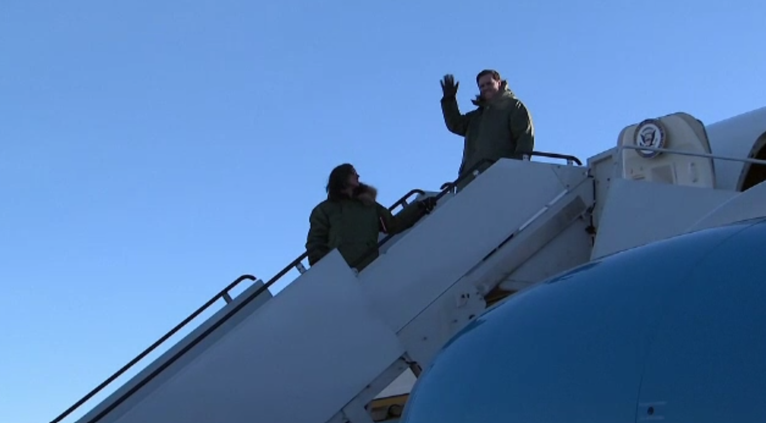 J.D. Vance susține că are dovezi clare că atât Rusia, cât și China își doresc Groenlanda