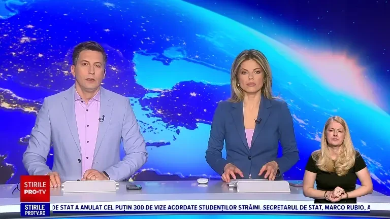 Fabrică de mobilă din Suceava, cuprinsă de flăcări. De la ce a pornit incendiul