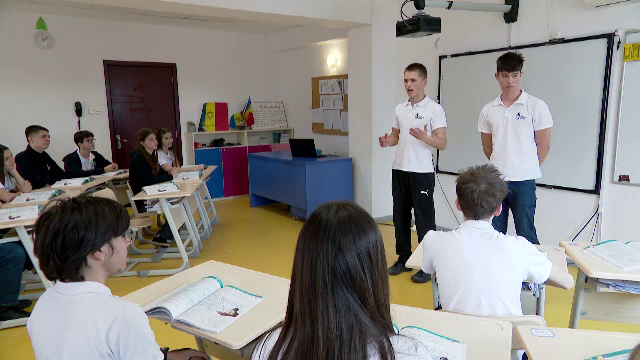 Alertă la un liceu din Sibiu. 20 de elevi au prezentat același simptom. Cinci dintre ei sunt la urgențe