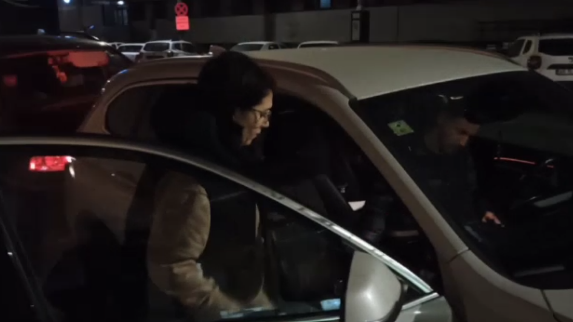 Fiica lui Ioan Crișan a fost eliberată după ce şi-ar fi distrus brăţara de monitorizare pe care o purta