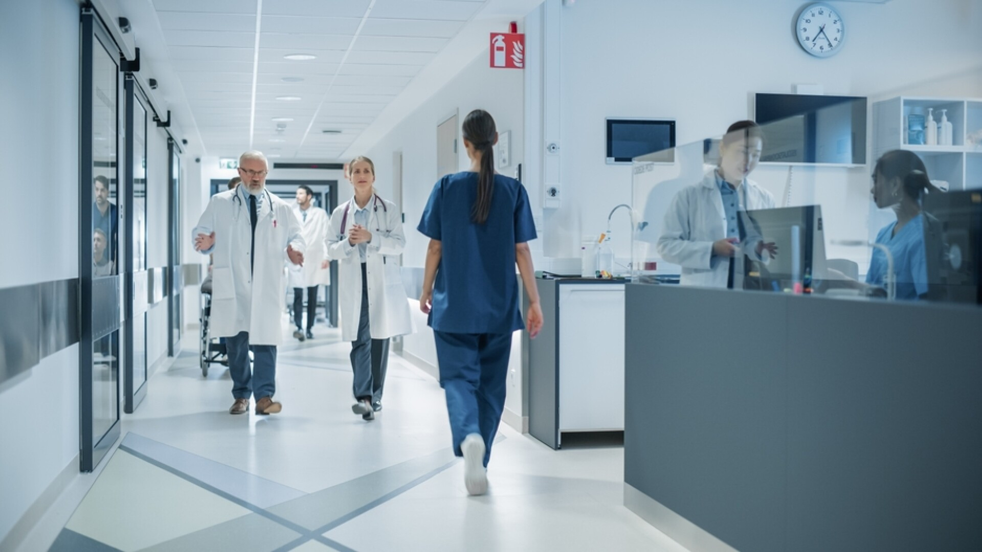 Explicația amară pentru faptul că România are al treilea cel mai mare exod de medici din lume. Reforma, doar pe hârtie